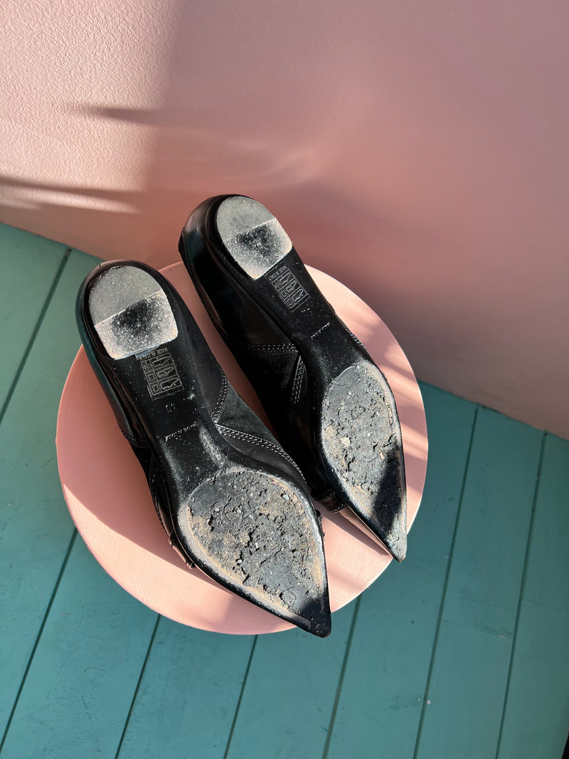 DIOR Leather Signature D Pointed Toe Ballet Flats in Black Size 40