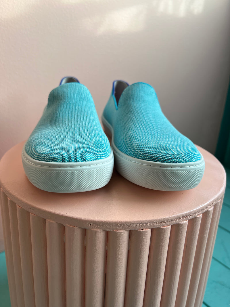 ROTHY’S Island Blue The Slip On Sneaker New 9