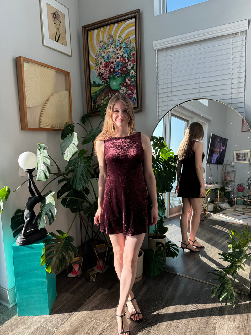 BETSEY JOHNSON Vintage 90s Grunge Bordeaux Crushed Velvet Sleeveless Mini Dress