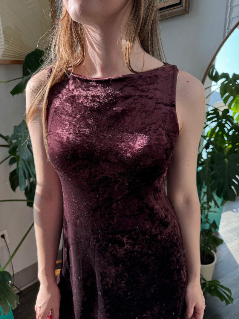 BETSEY JOHNSON Vintage 90s Grunge Bordeaux Crushed Velvet Sleeveless Mini Dress