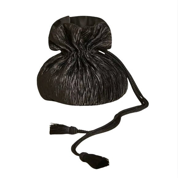 581. REFORMATION Aphrodite Black Plisse Satin Pleated Pouch Bag Evening $228 EUC