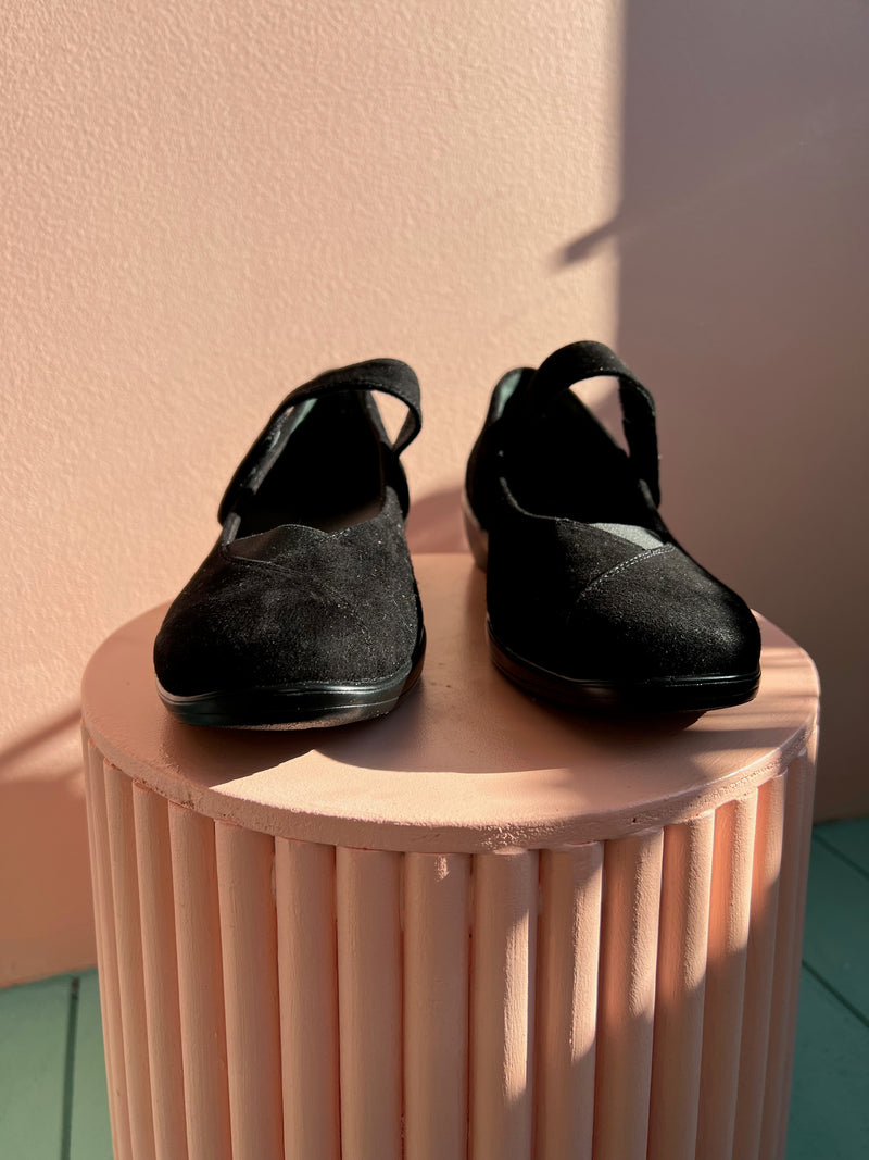 ZIERA Mary Jane Black Velvet Feel Comfort Shoes
