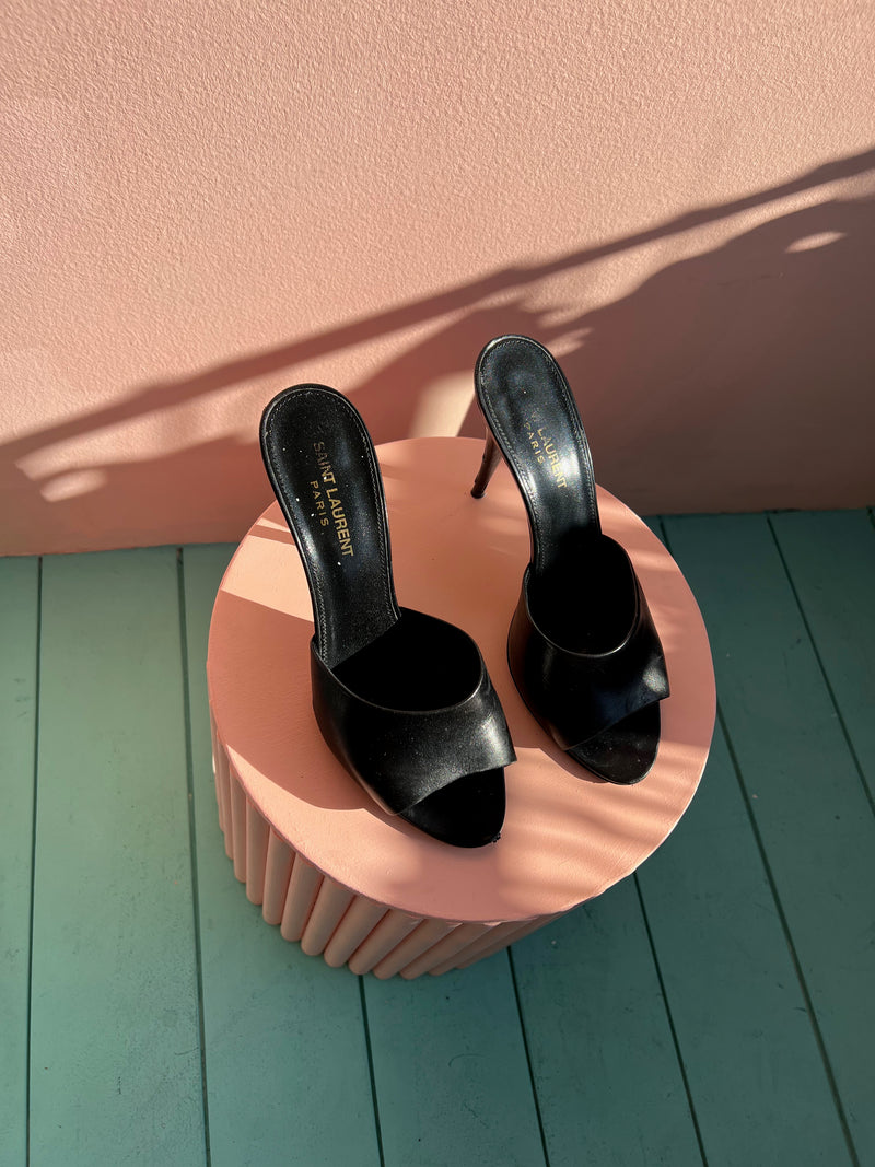 Saint Laurent LA 16 Leather Mule Heels Black 38