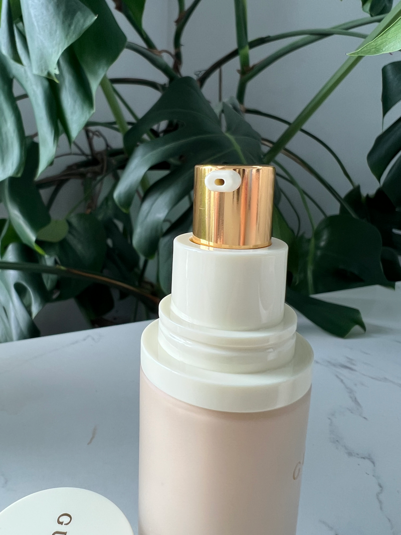 GUCCI Éternité De Beauté 24H Wear Breatheable Foundation Fair 120N