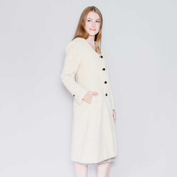 439. GIA STUDIOS Ivory Cream Collarless Sherpa Coat Small
