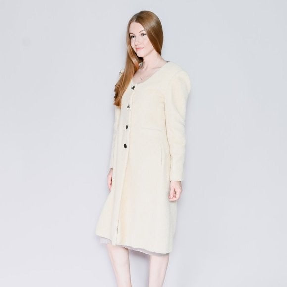 439. GIA STUDIOS Ivory Cream Collarless Sherpa Coat Small