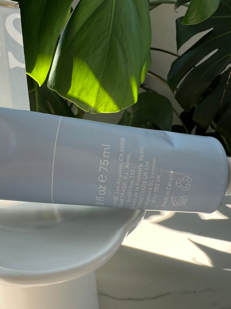 LESSE Refining Cleanser Micro-Exfoliating Botanicals & Charcoal