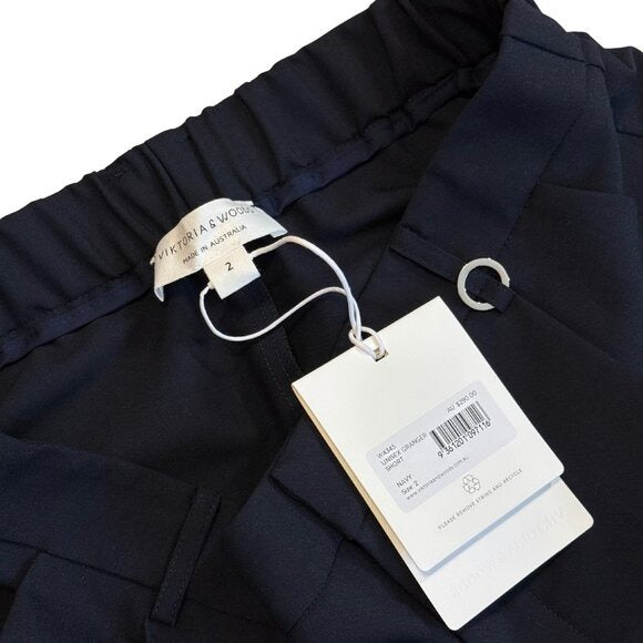 VIKTORIA & WOODS Unisex Granger Short Navy Blue $188 NWT Sz 2 US 6