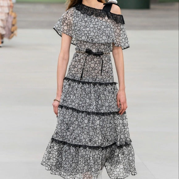 Chanel Resort 2020 Interlocking CC Logo Chain-Link Belt Necklace $1975