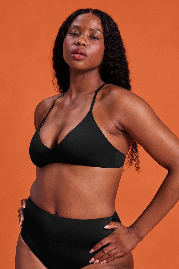 GIRLFRIEND COLLECTIVE Lanai Bikini Top in Black