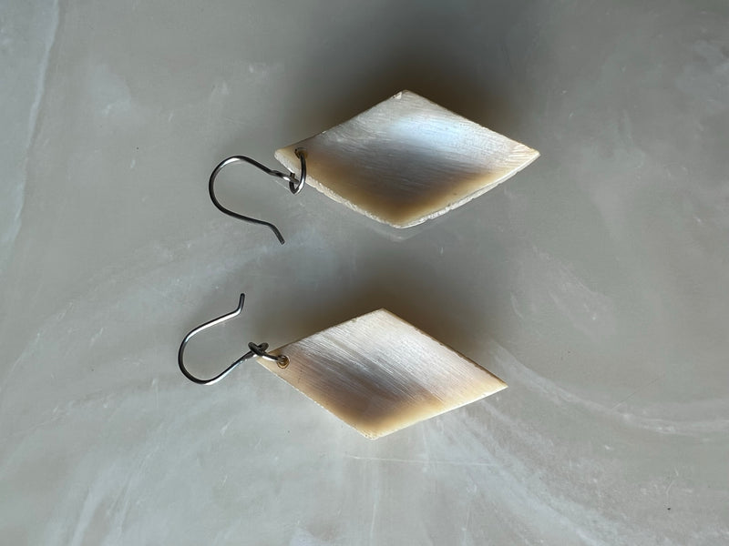 Vintage Shell Diamond Shaped Dangle Earrings