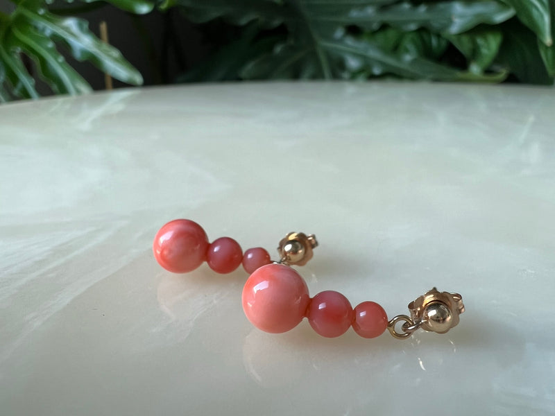 Vintage 14K Yellow Gold Coral 3 Bead Drop Earrings