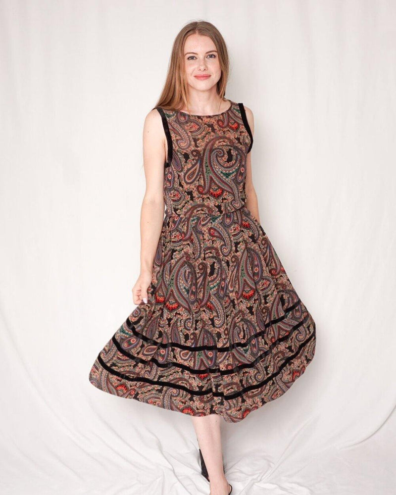 Albert Nipon Vintage Paisley Midi Dress (size 6) - Fashion Without Trashin