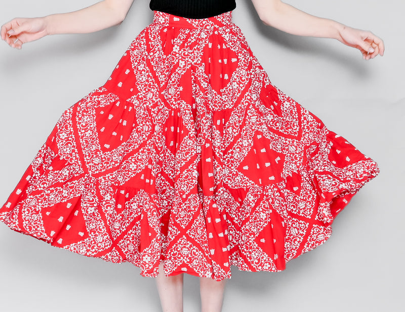 VINTAGE Alpha Of Tucson 50s Patio Red Floral Bandana Tiered Circle Skirt (XS)