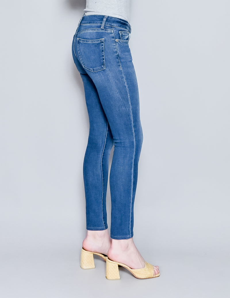 DL1961 Florence Instasculpt Skinny Jeans in Pacific (25)