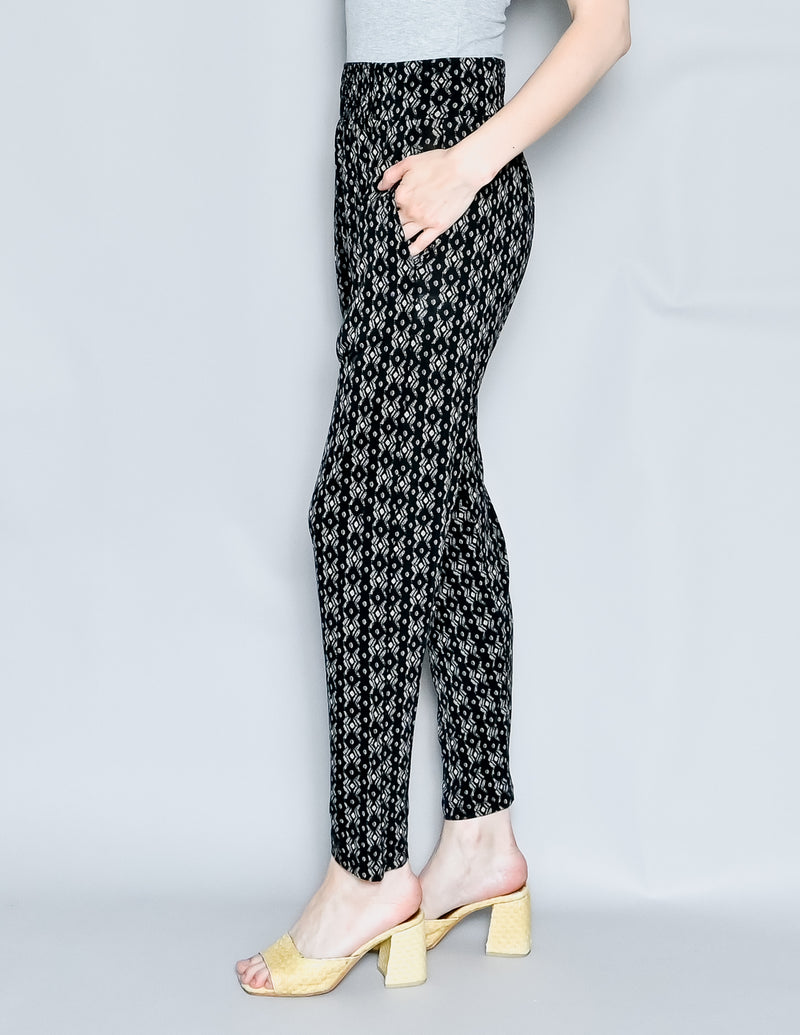 ALPHAMOMENT Black Printed Harem Pants (S)