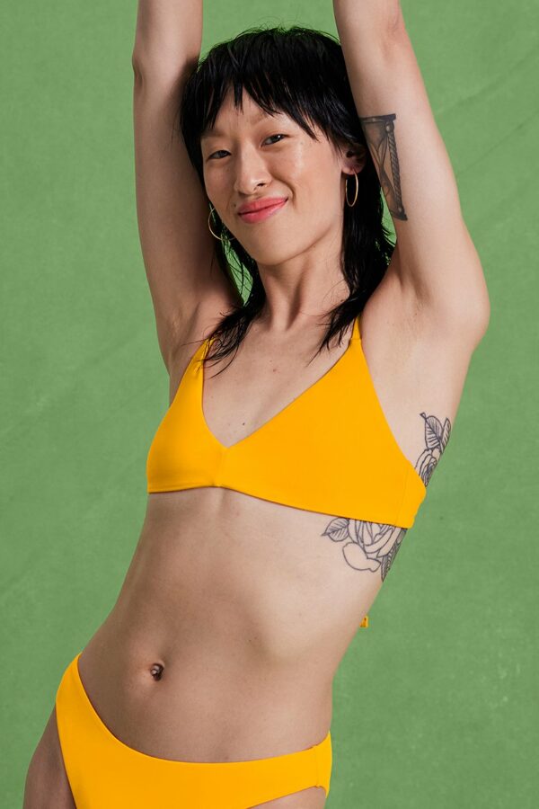 GIRLFRIEND COLLECTIVE Lanai Bikini Top in Spritz